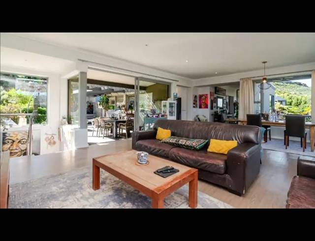 4 BEDROOM HOUSE FOR SALE IN CROFTERS VALLEY